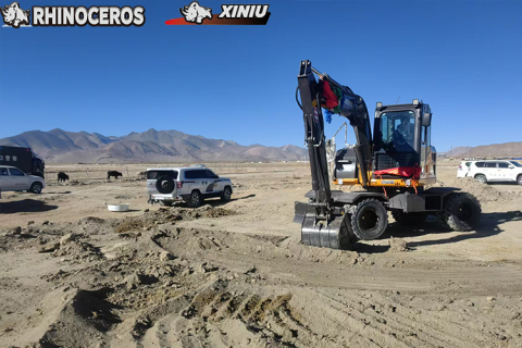 Excavadora de ruedas de rinoceronte