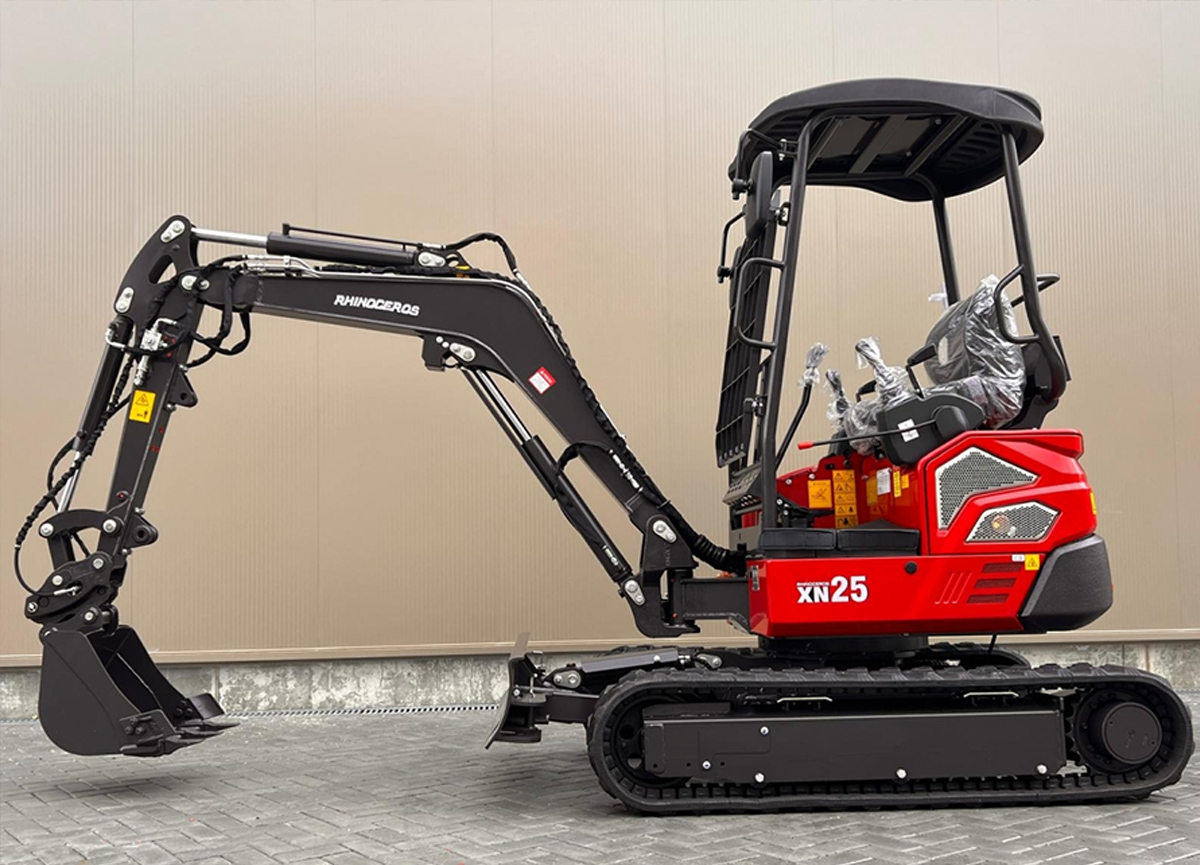 excavadora XN25C.jpg